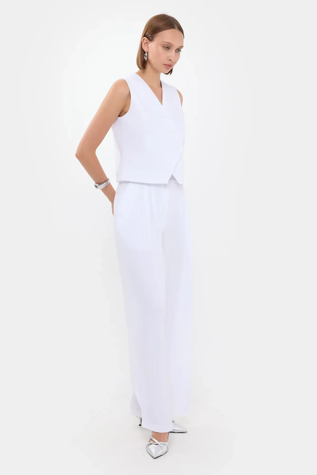 Asymmetric Buttoned V-Neck Waistcoat and Pleated Pants Coords Set