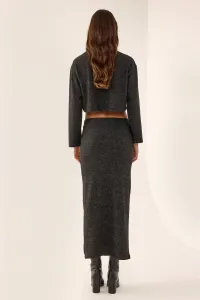 black-image-4