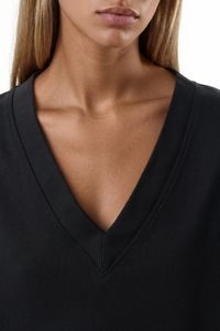 black-image-4