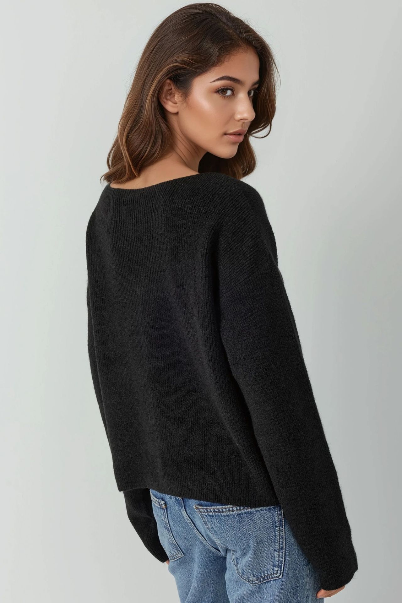 Ultra Soft V-neck Buttoned Dual-use Cardigan 6