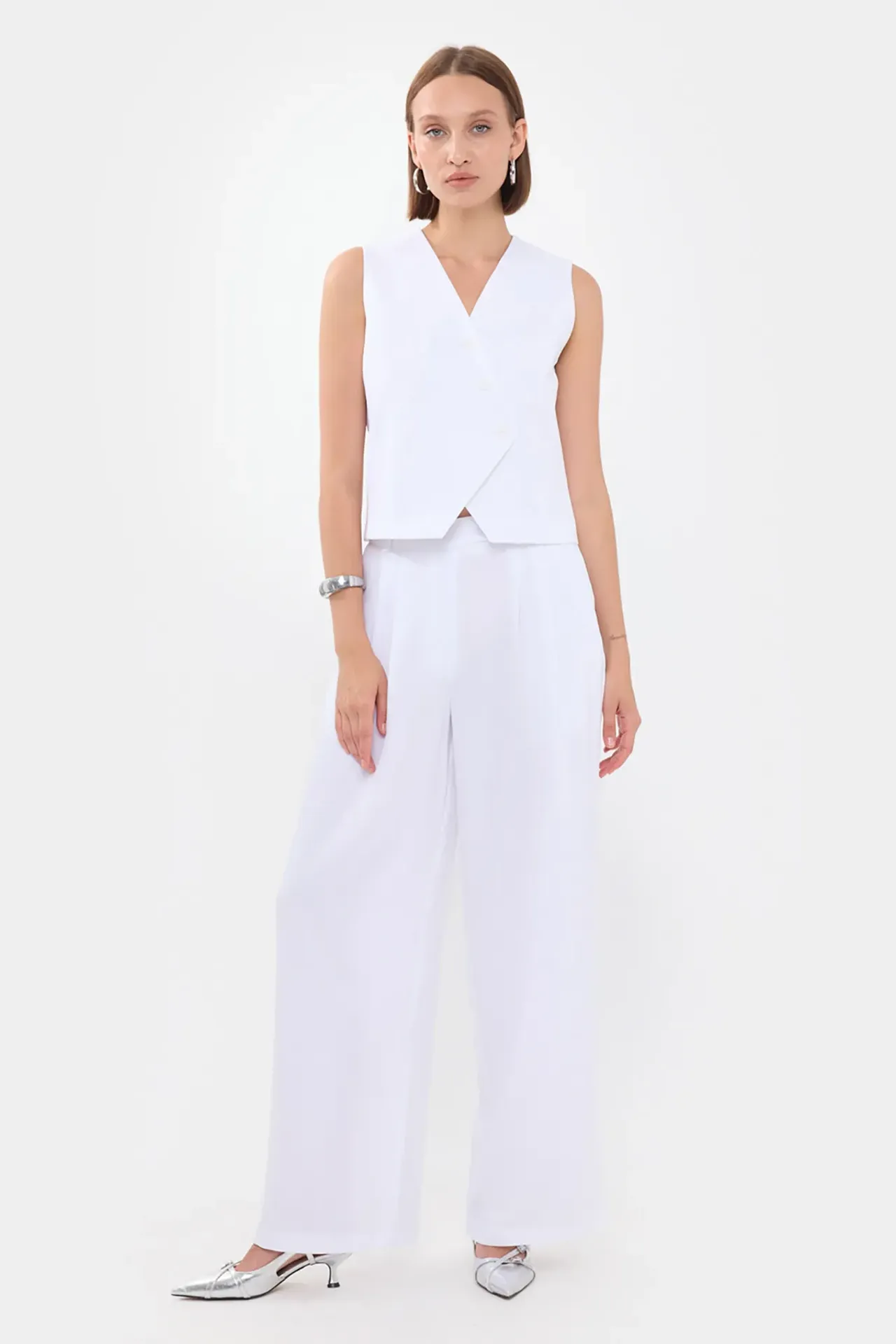 Asymmetric Buttoned V-Neck Waistcoat and Pleated Pants Coords Set