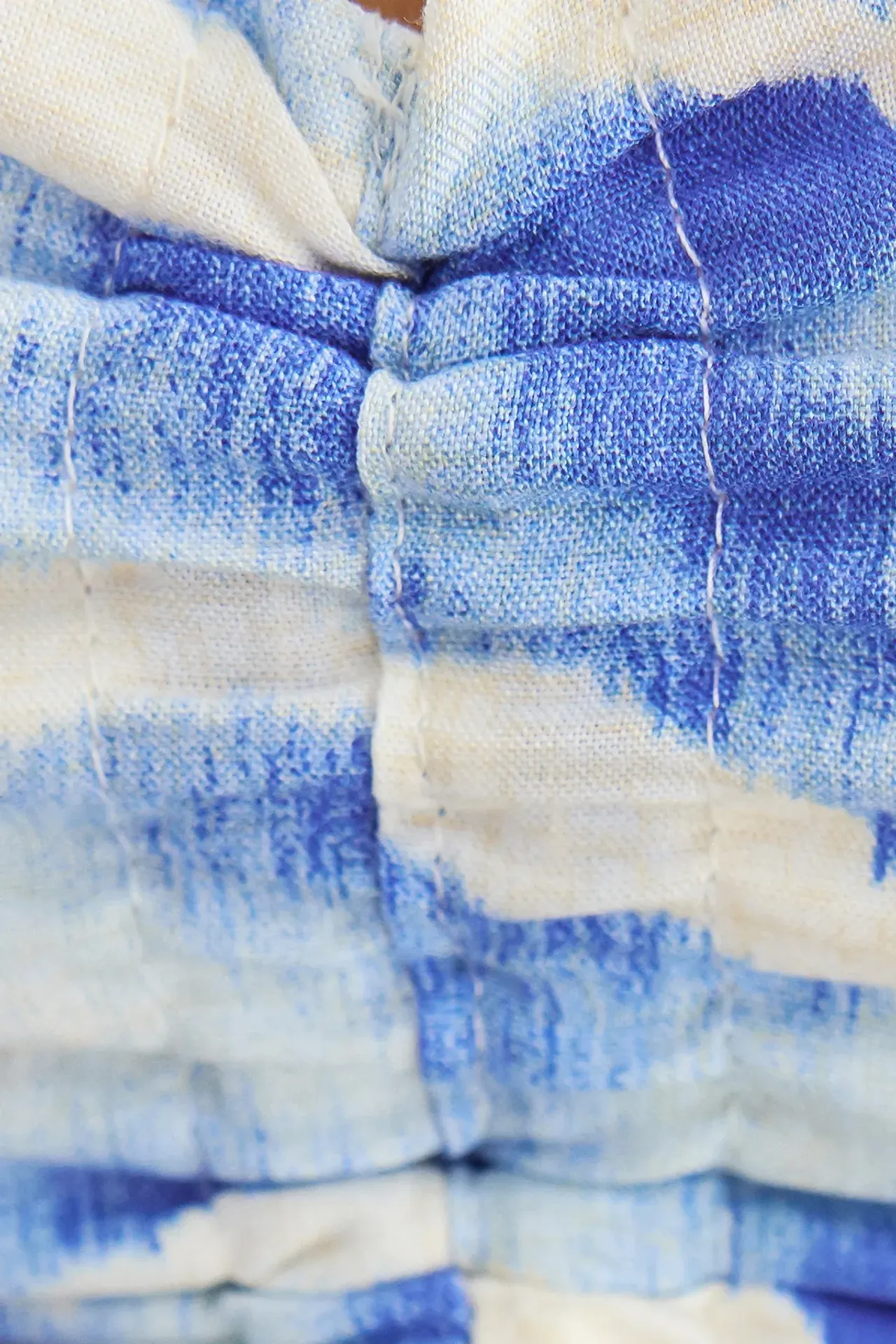 Tie-Dye High-Waist Coords with Asymmetrical Short Sleeves