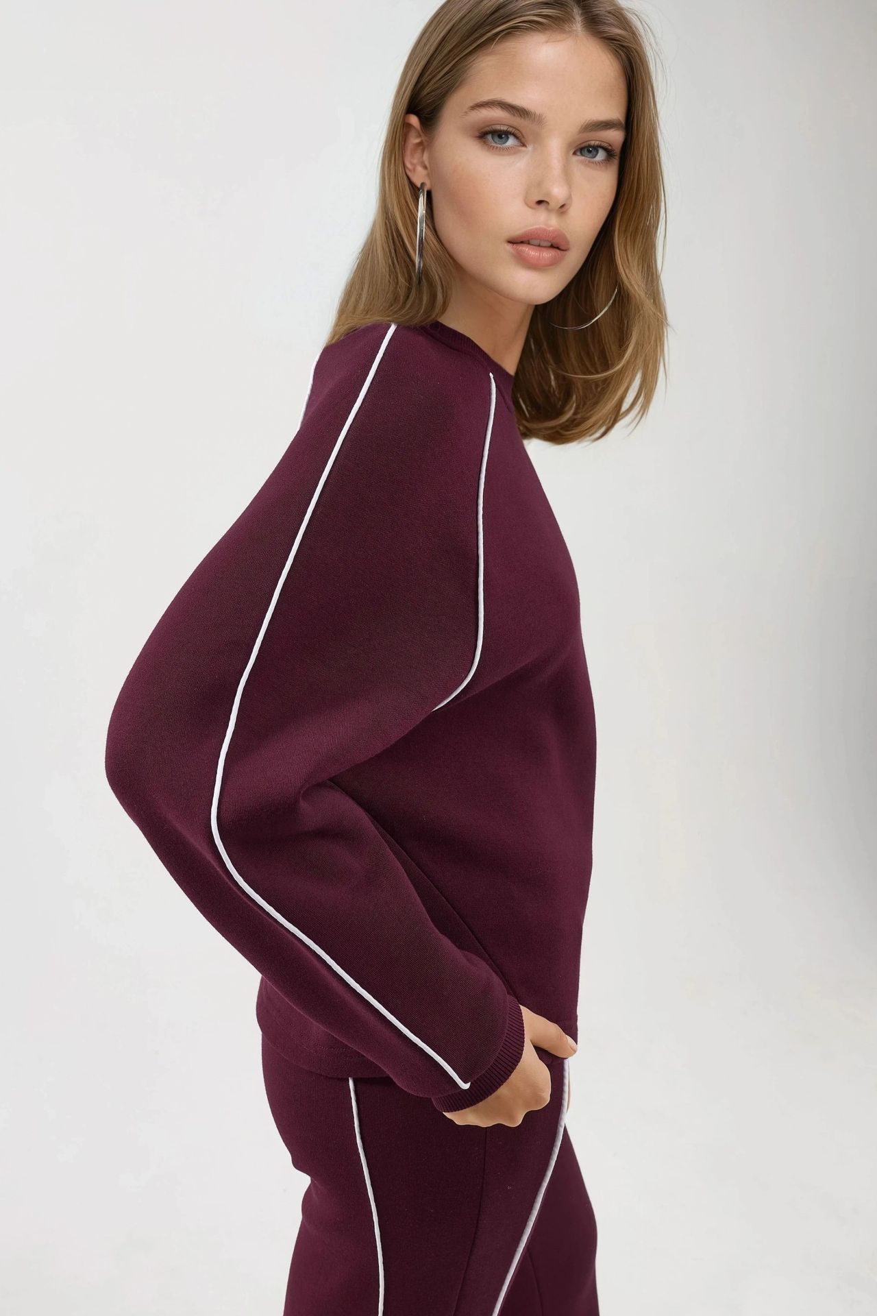BUSEM Contrast Binding Long Sleeve Sweatshirt 3