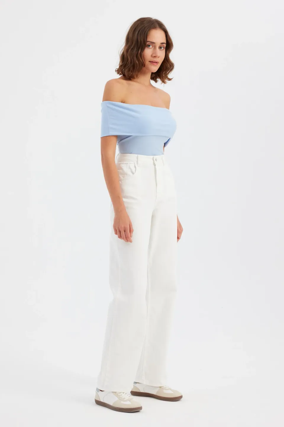 Off-Shoulder Ruched Bodycon Crop Top