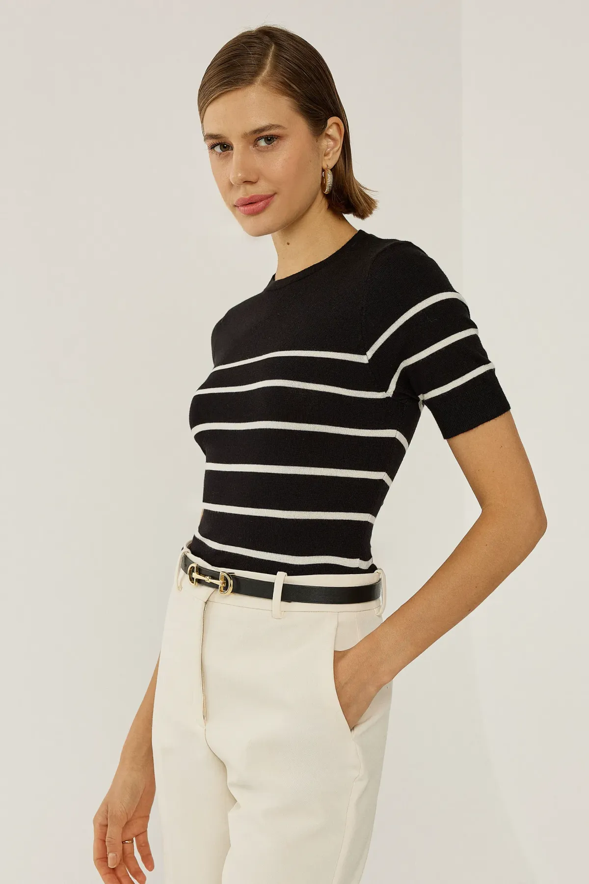 Striped Crew Neck Sweater 3