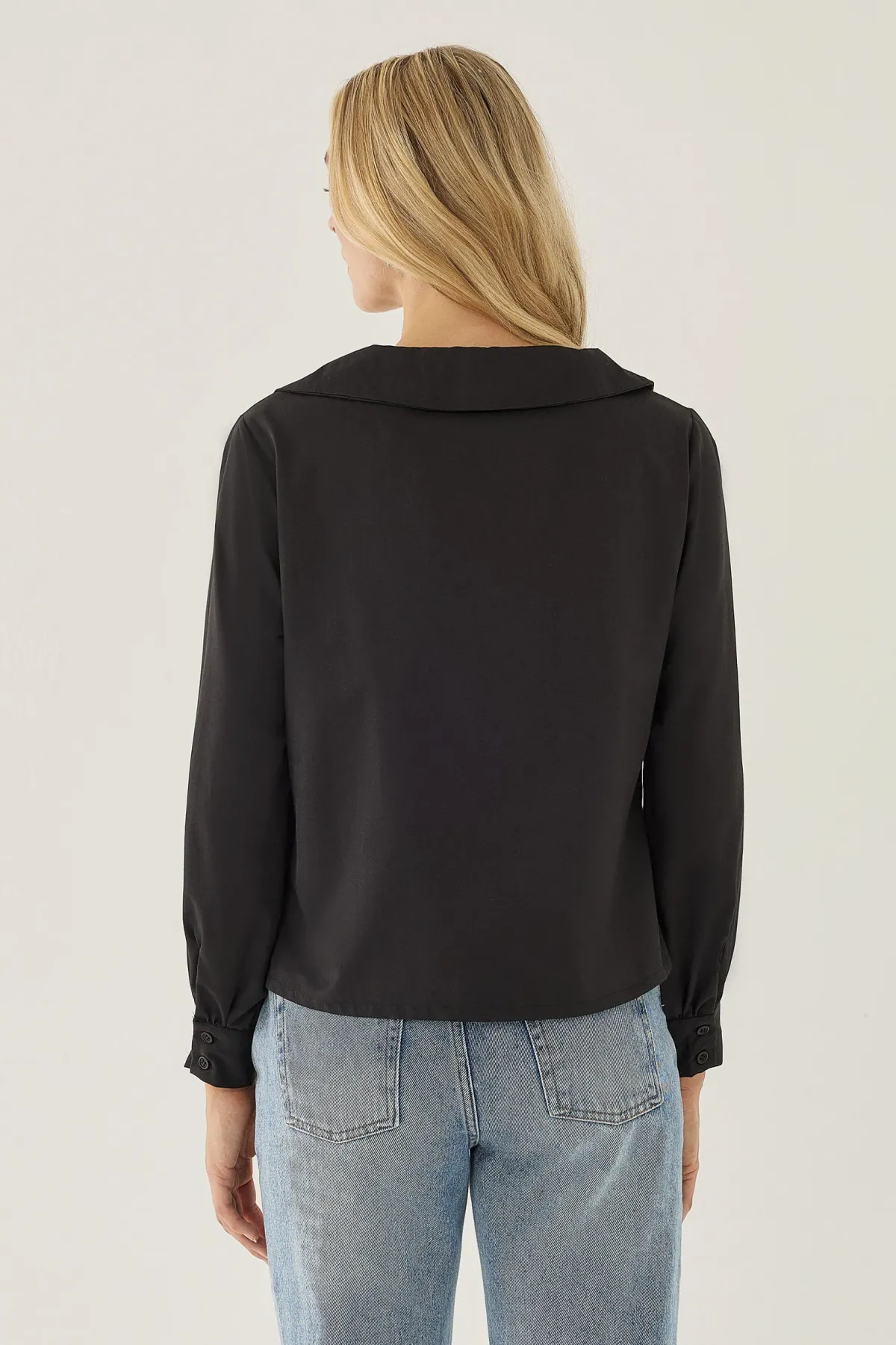 Straight Fit Collar Detail Shirt 4