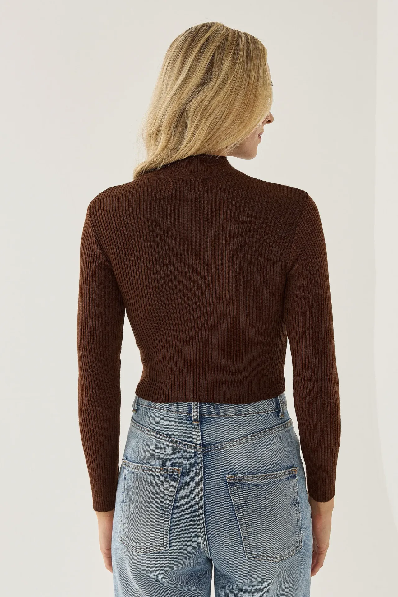 Half Turtleneck Sweater