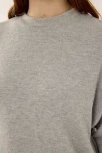 grey-image-3