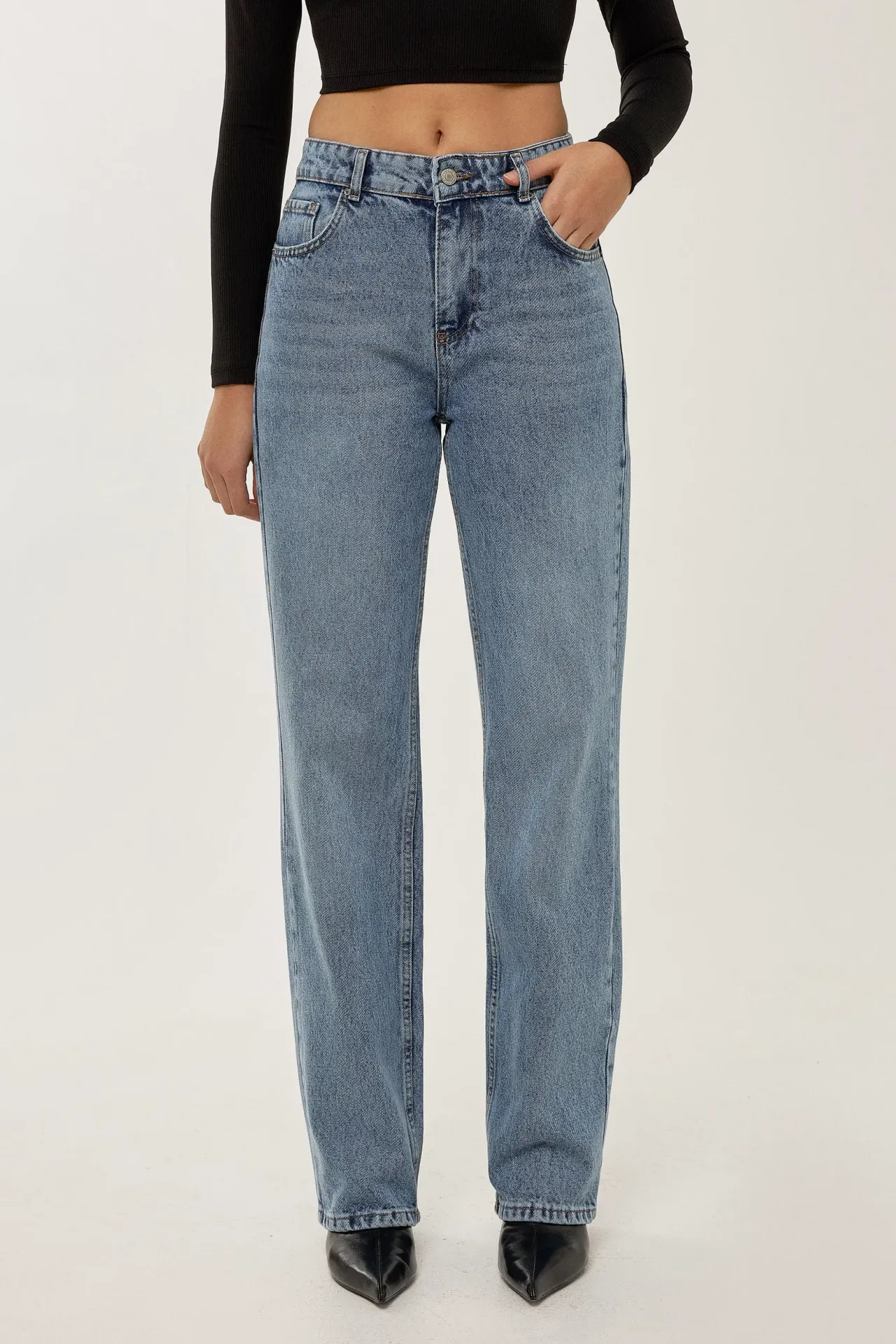 Straight Leg Medium Rise Jean