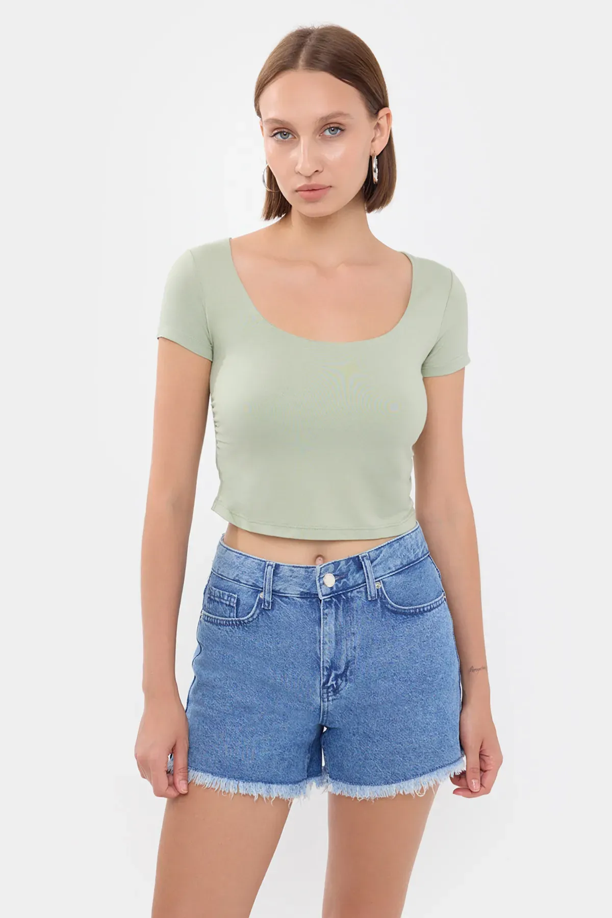 Yuvarlak Yaka Crop Top 1
