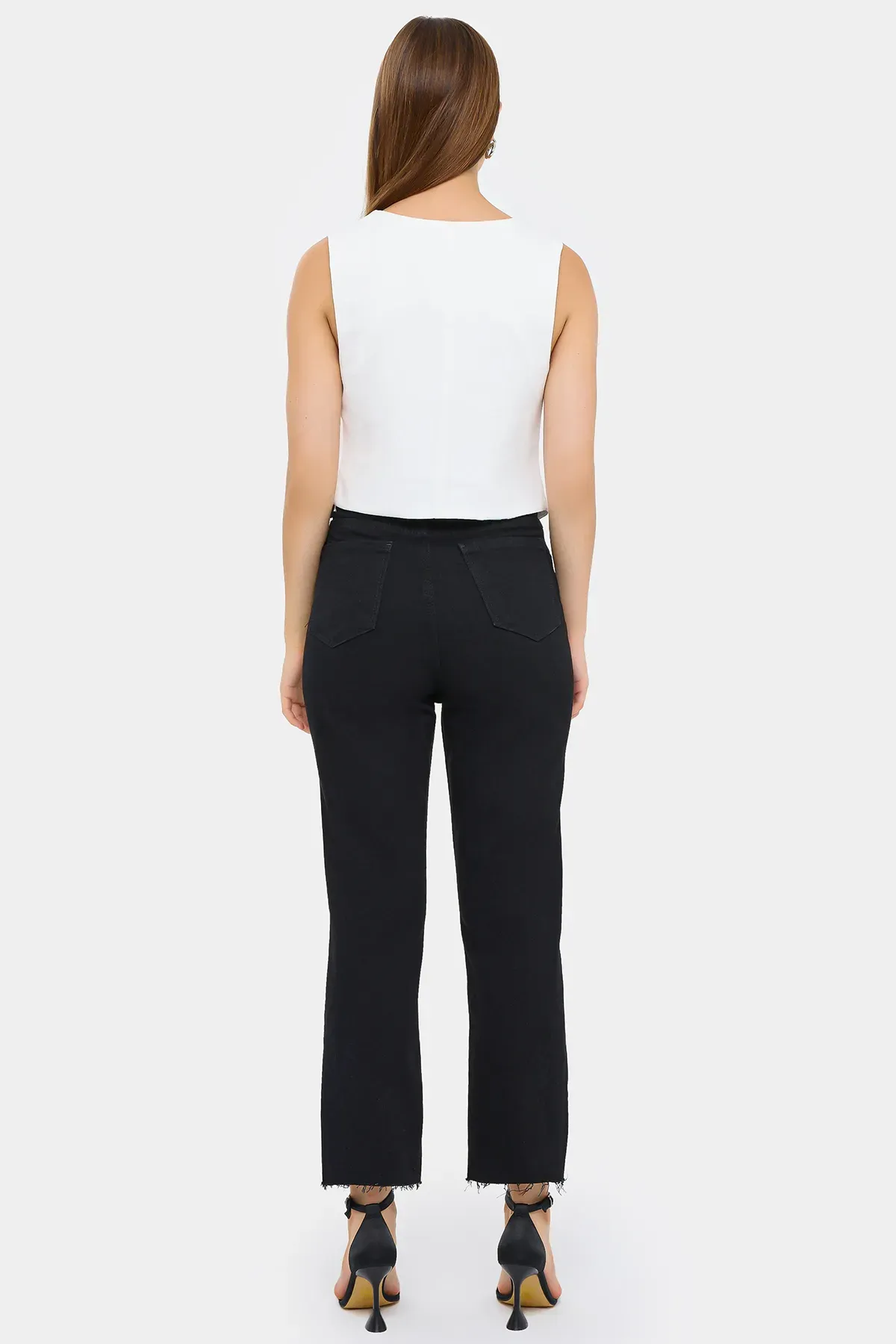 Tailored Sleeveless Cropped Waistcoat with Flower Detail 4