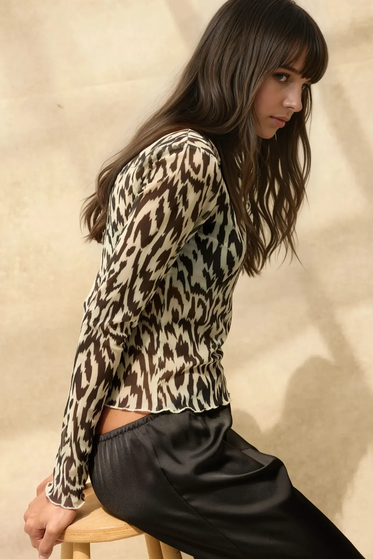 Patterned Crew Neck Top 2