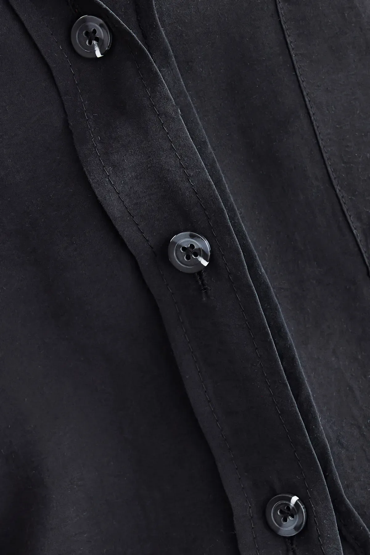 Oversized Velvet Shirt with Button Detail 5