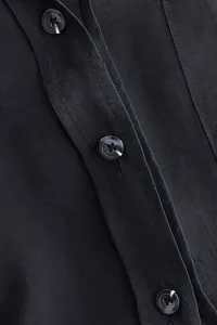 black-image-4