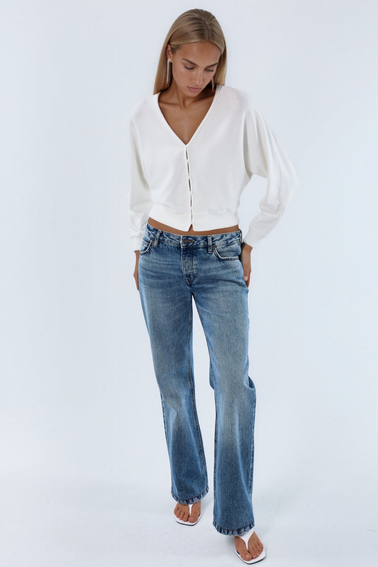 BUSEM V-Neck Ribbed Crop Cardigan 4