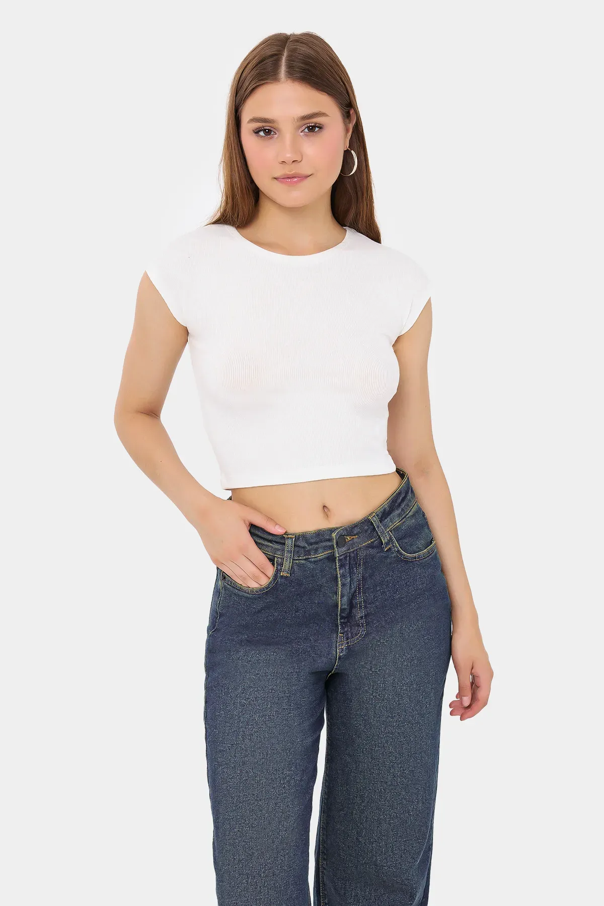 Basic Round Neck Short Sleeve Cropped Top 1