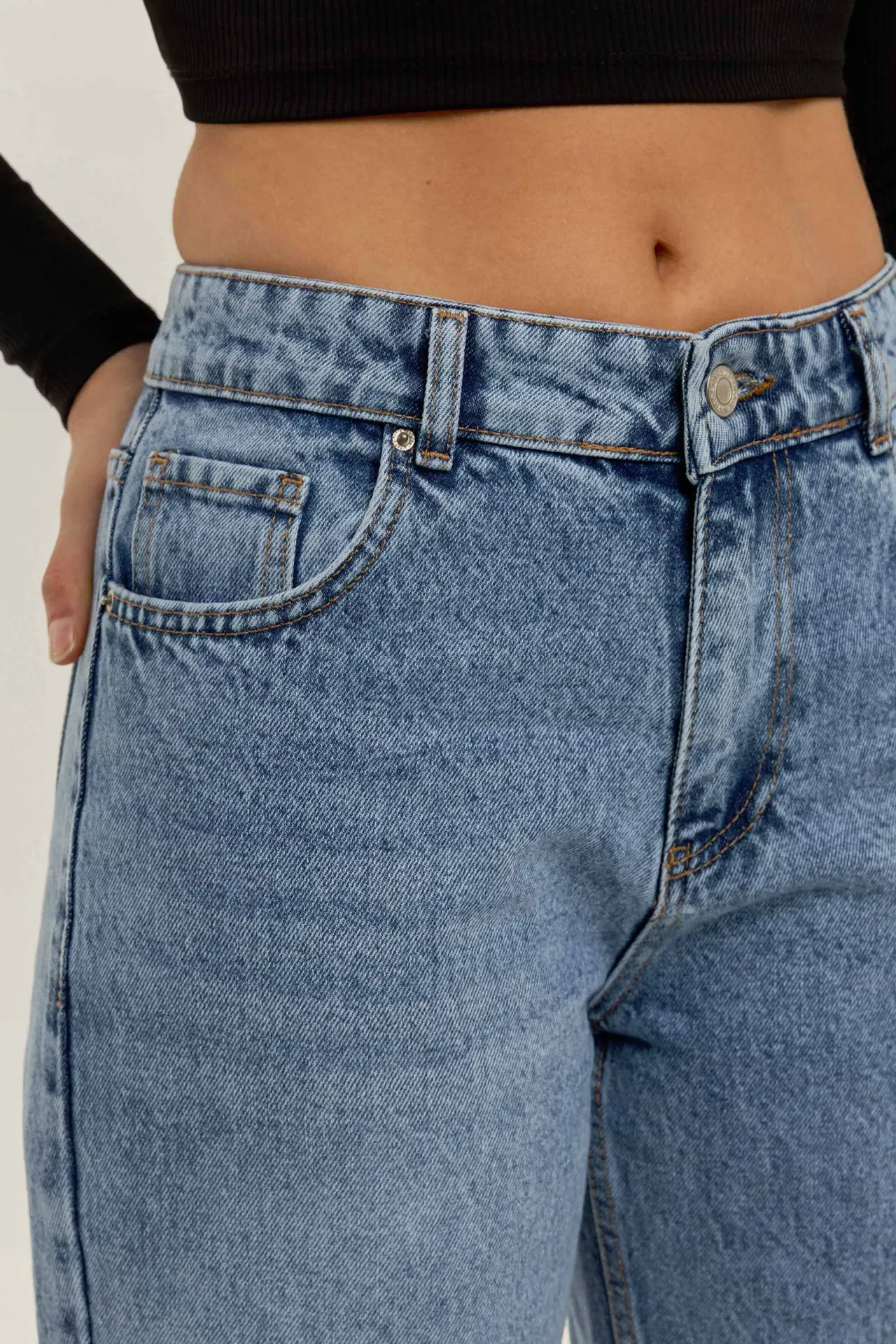 Straight Leg Medium Rise Jean