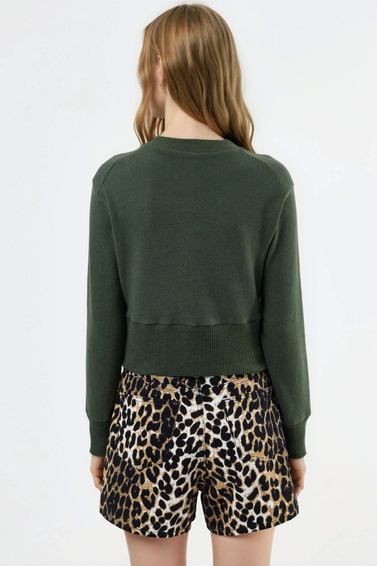 BUSEM Casual Crew Neck Buttoned Crop Jacket 3