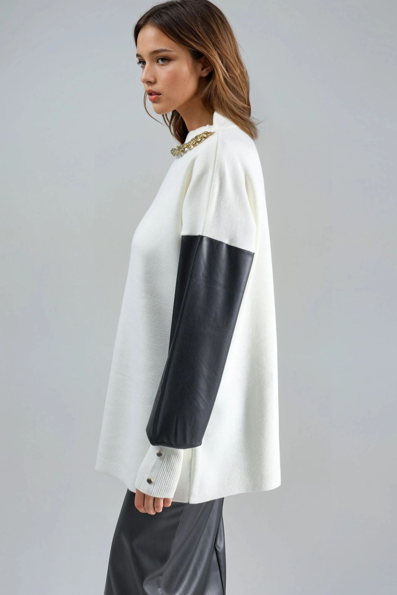 MY FASHION Faux Leather Detailed Sweater 3