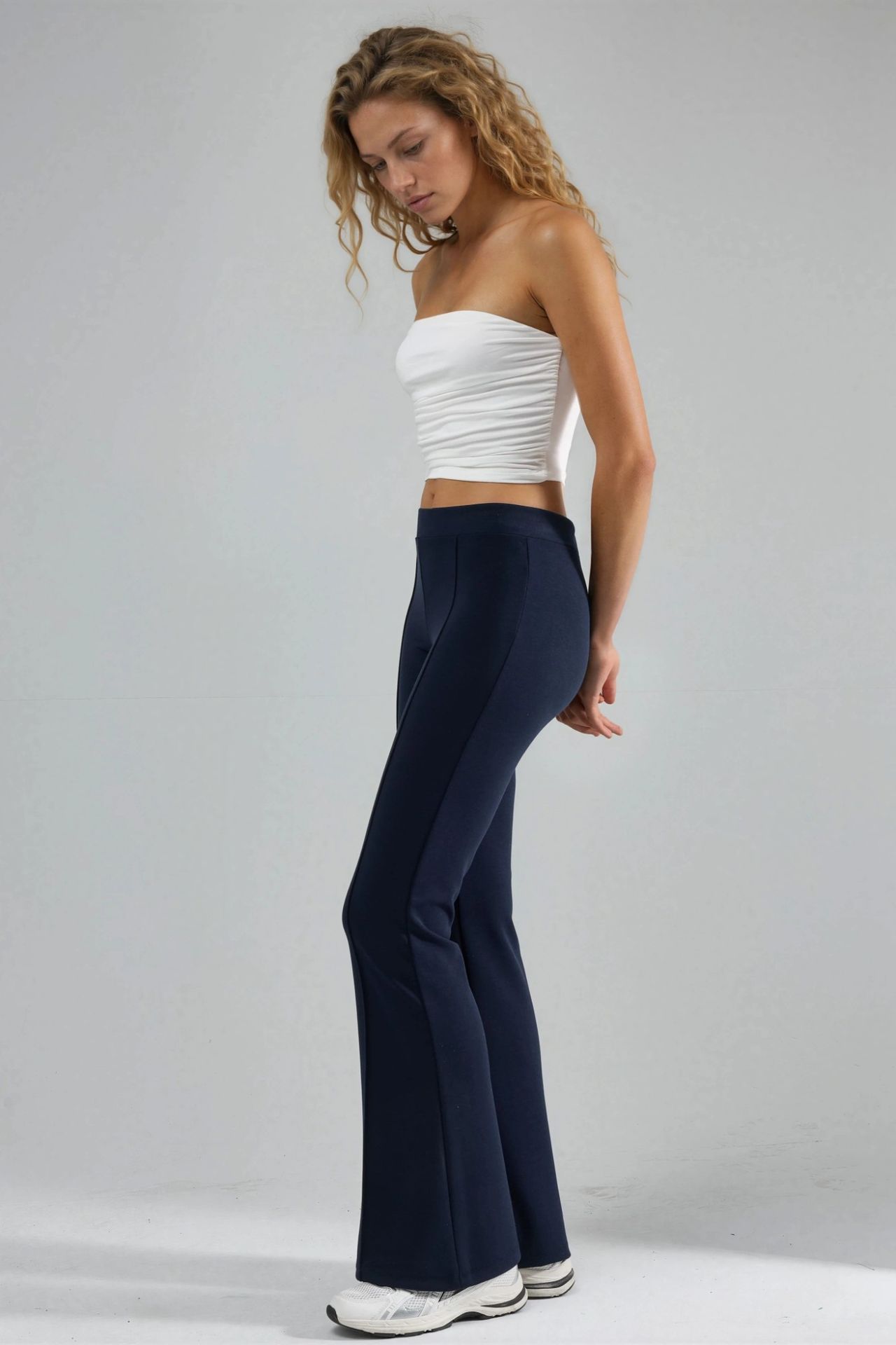 BUSEM Ribbed Elastic Flare Pants 2