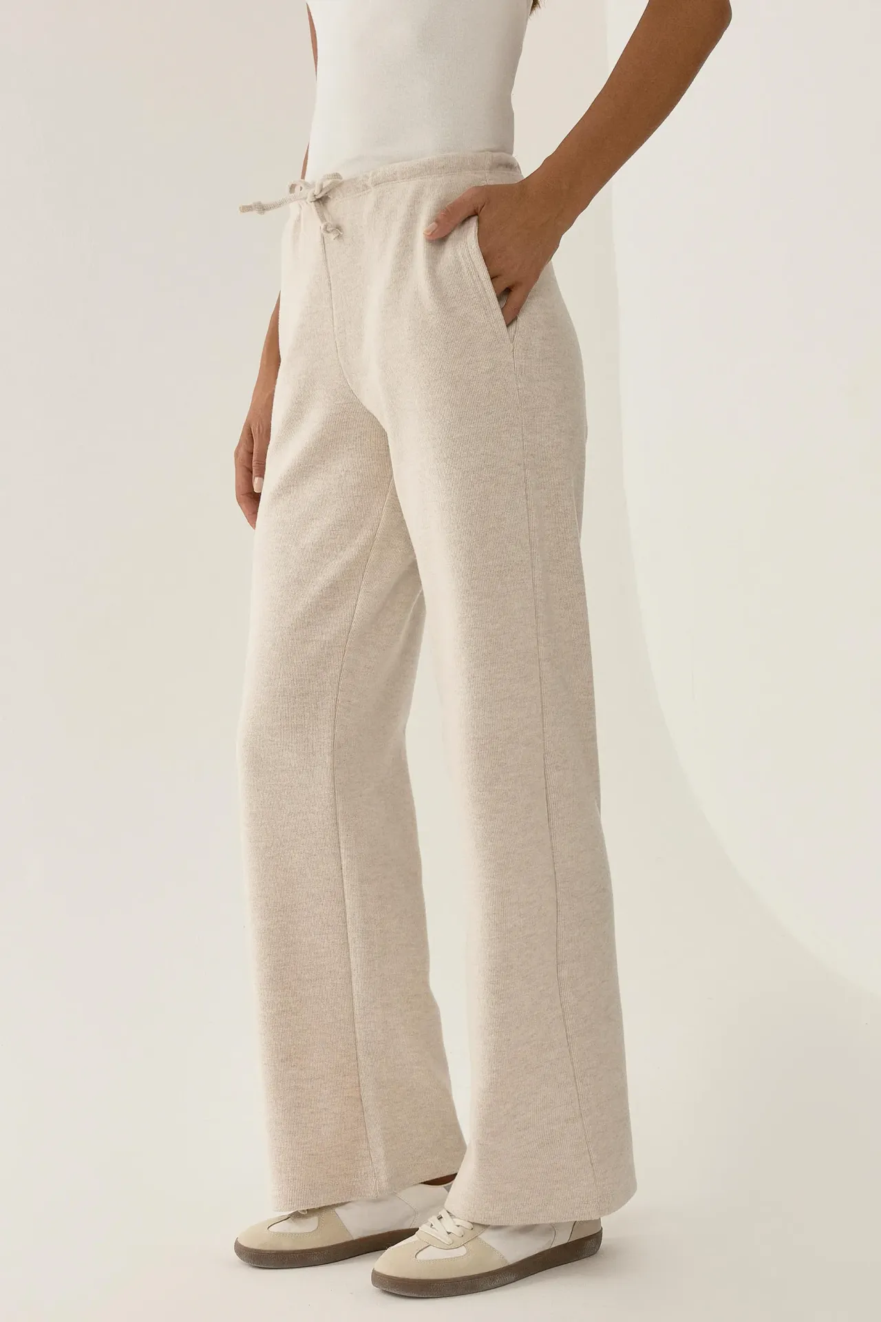 Elastic Waist Straight Leg Sweatpants
