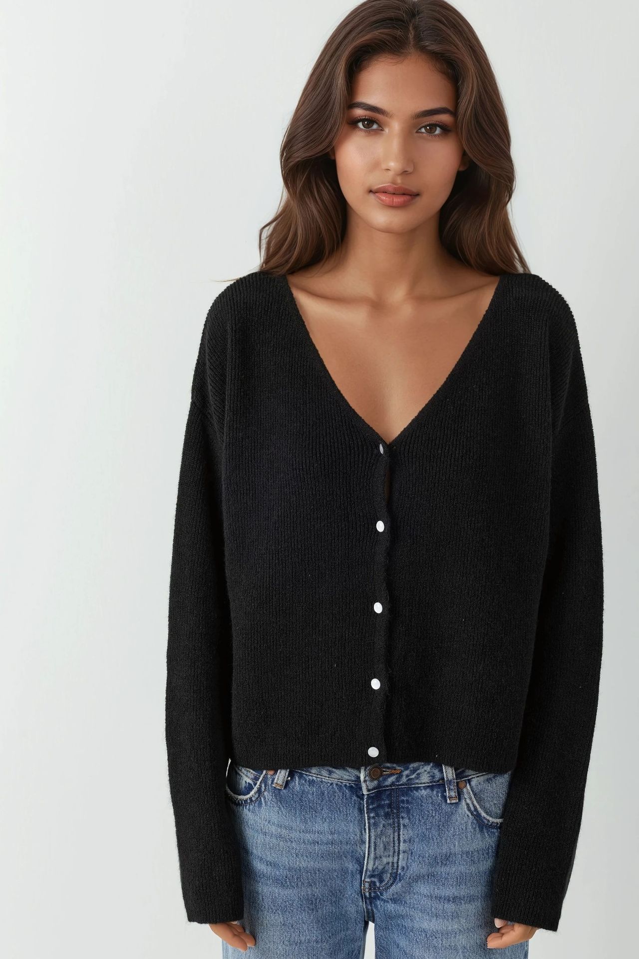 Ultra Soft V-neck Buttoned Dual-use Cardigan 9