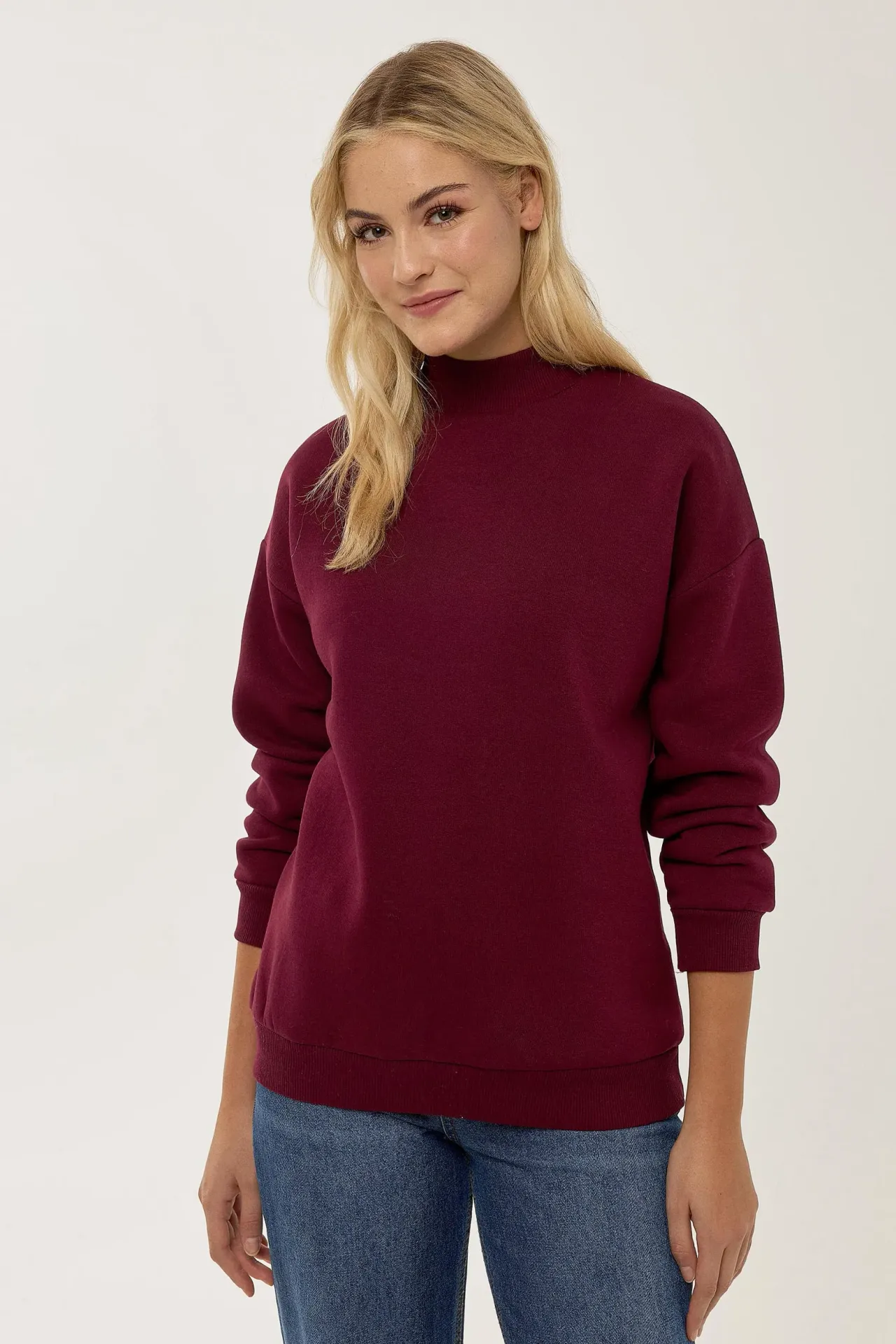 Regular Fit Knitted Sweatshirt