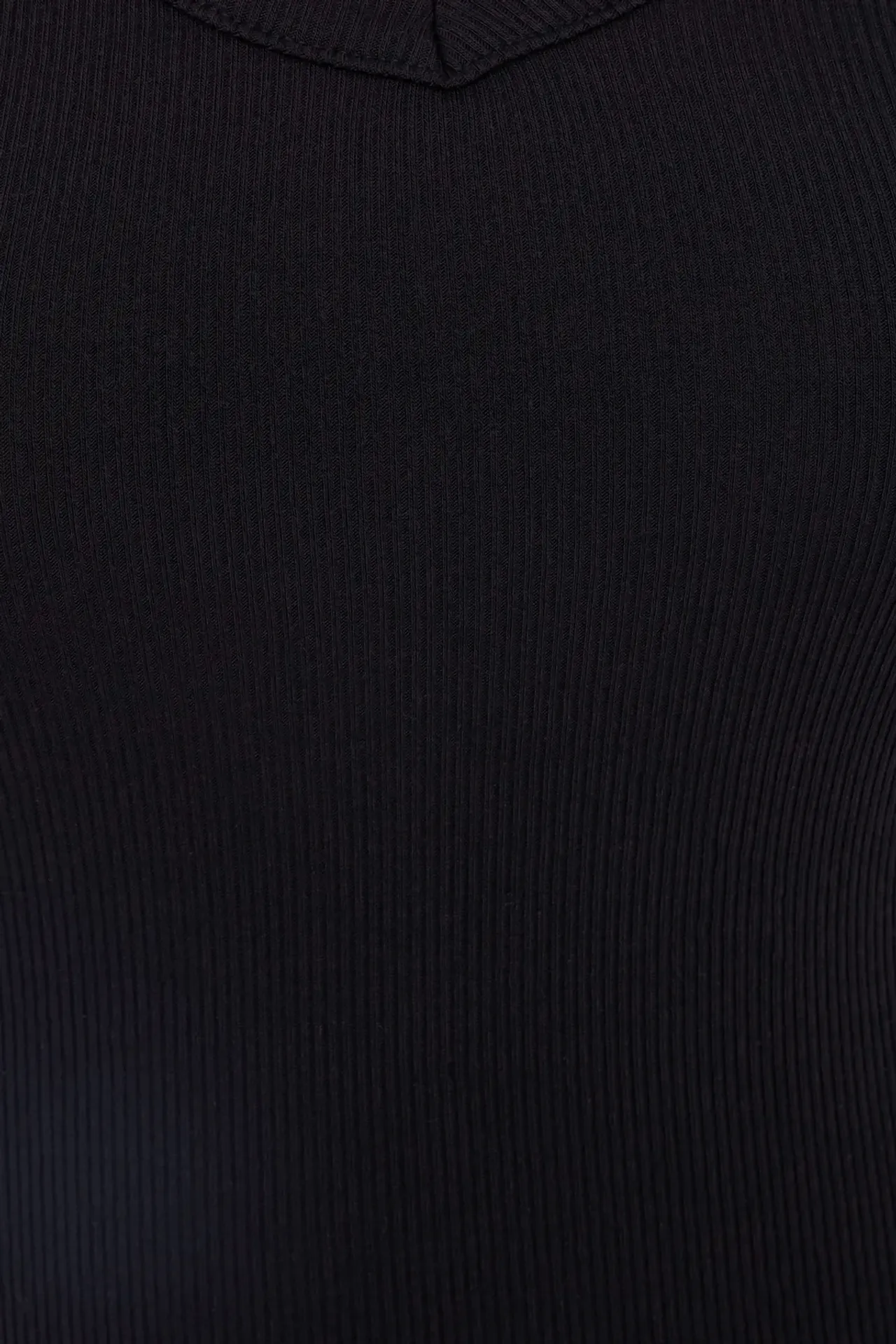 Basic Short Sleeve V-Neck T-Shirt