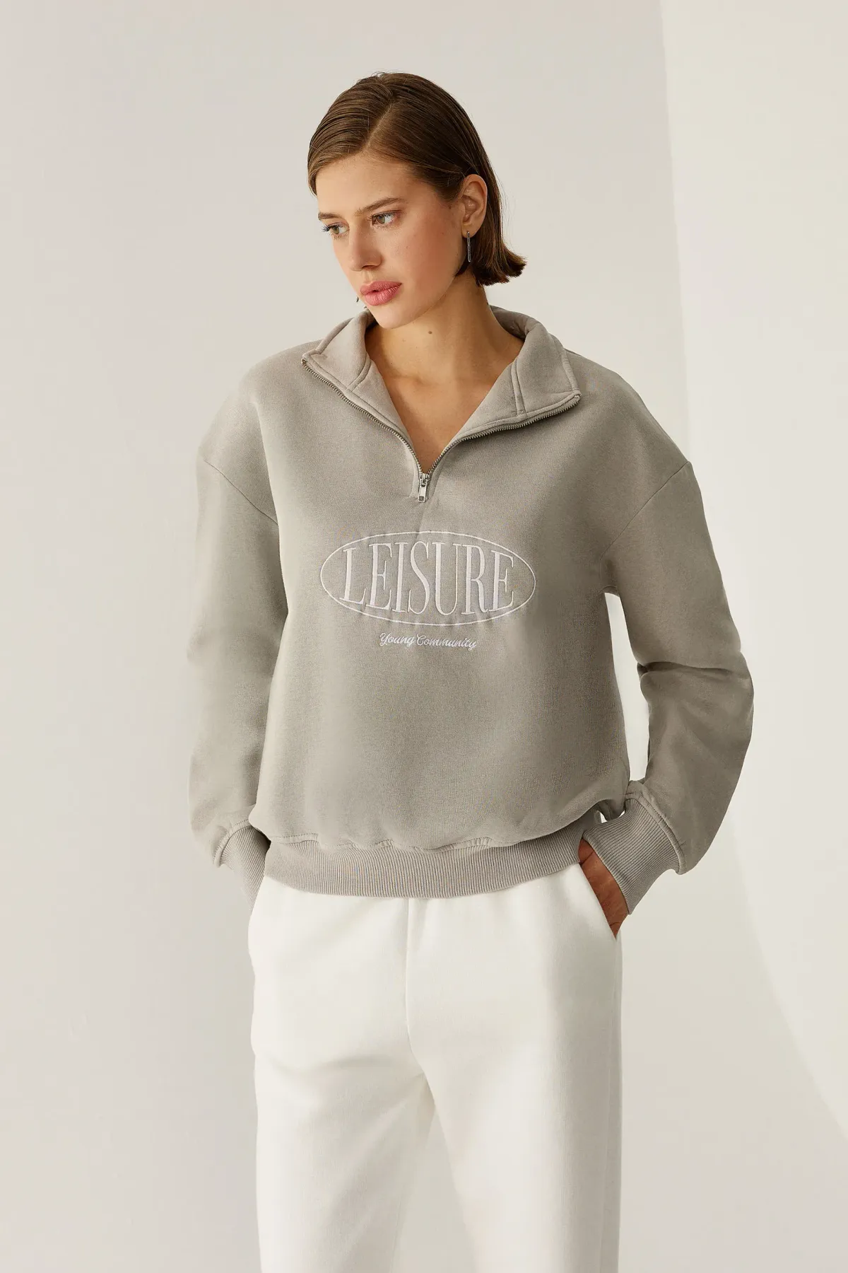 Printed Zipper Collar Sweatshirt 1
