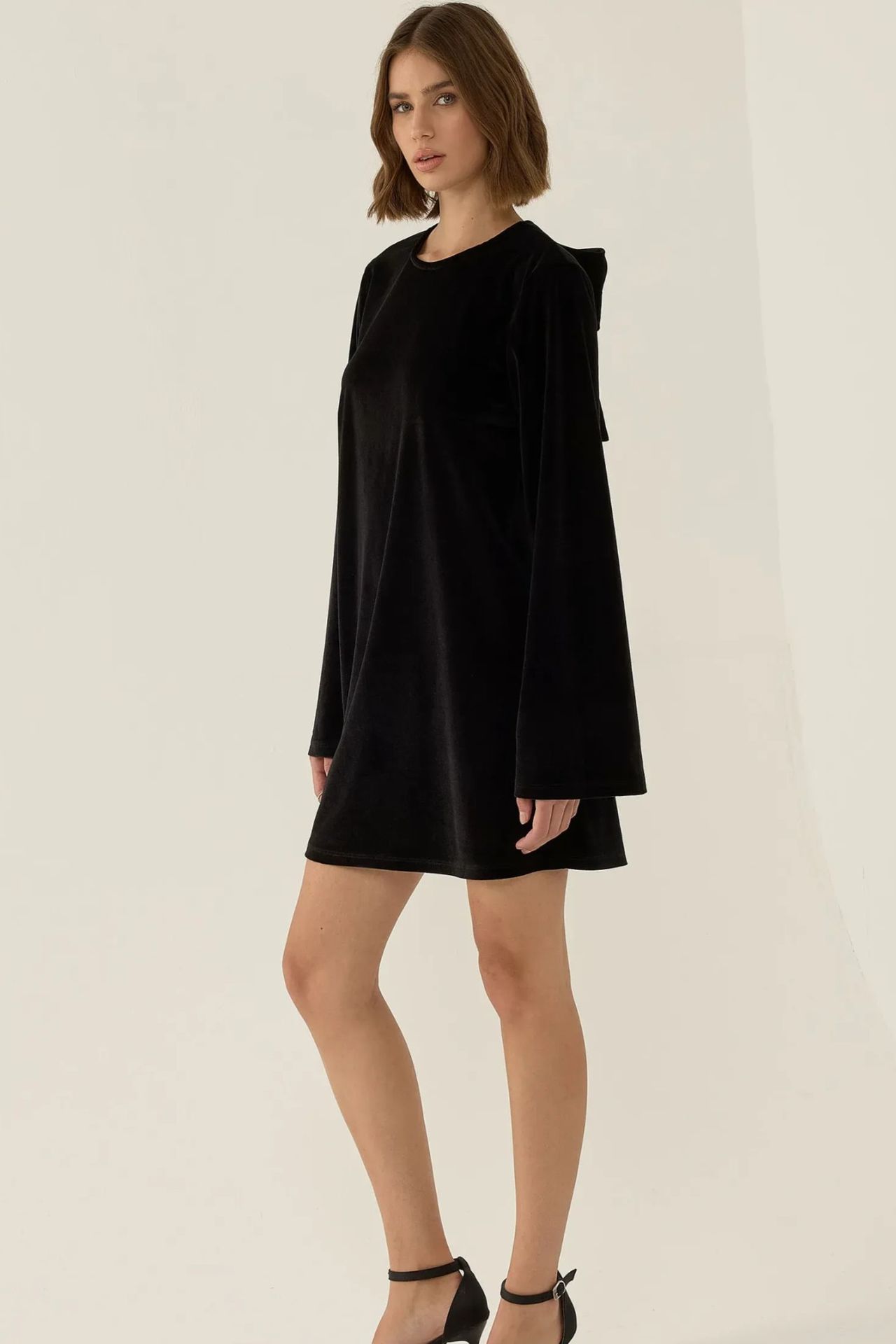 Open Back Bow Detail Velvet Mini Dress 3