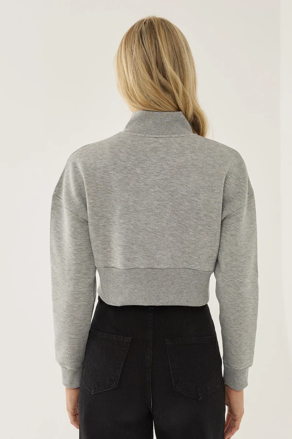 Zipper Collar Crop Slogan Sweatshirt 5