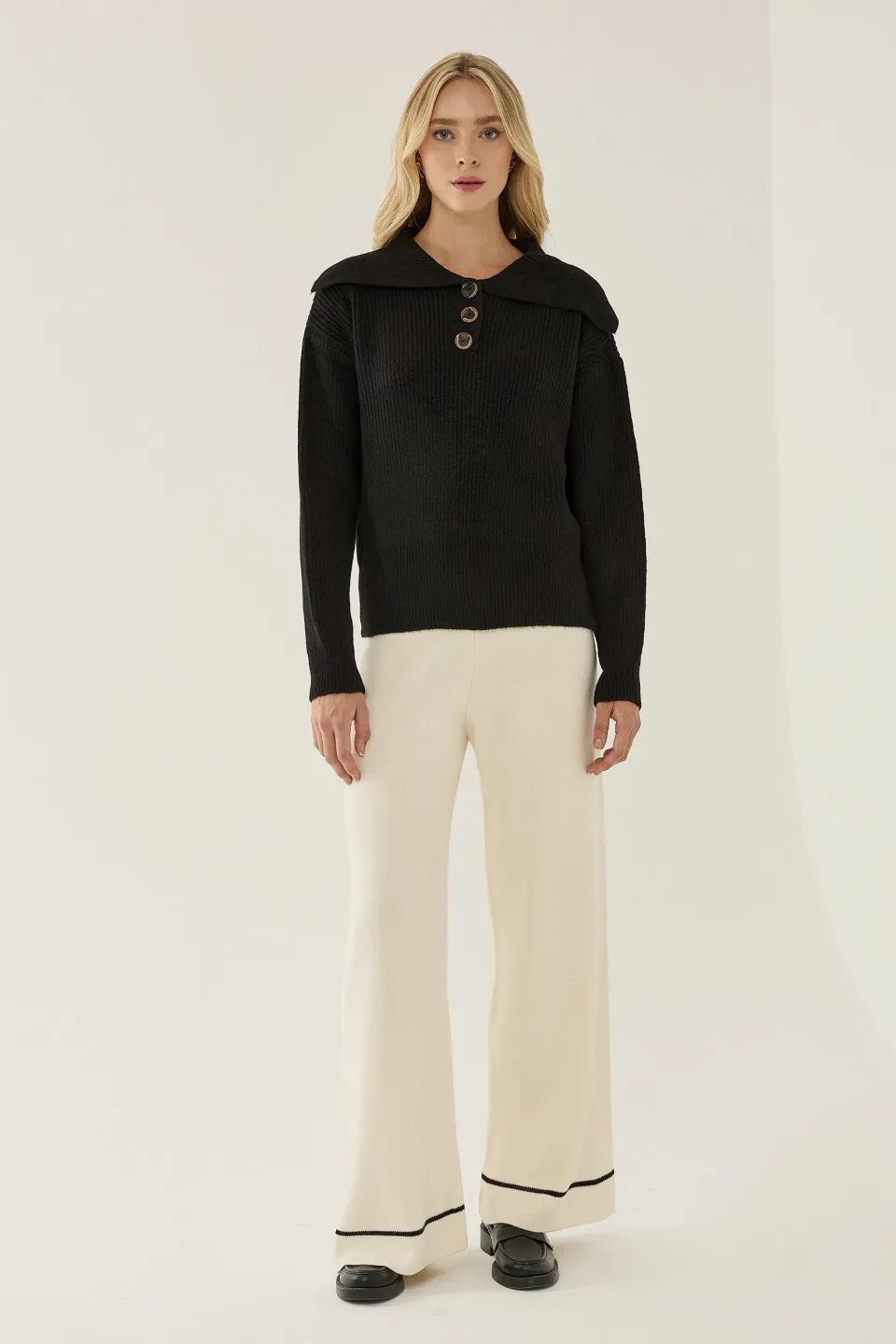 Shawl Collar Buttoned Sweater