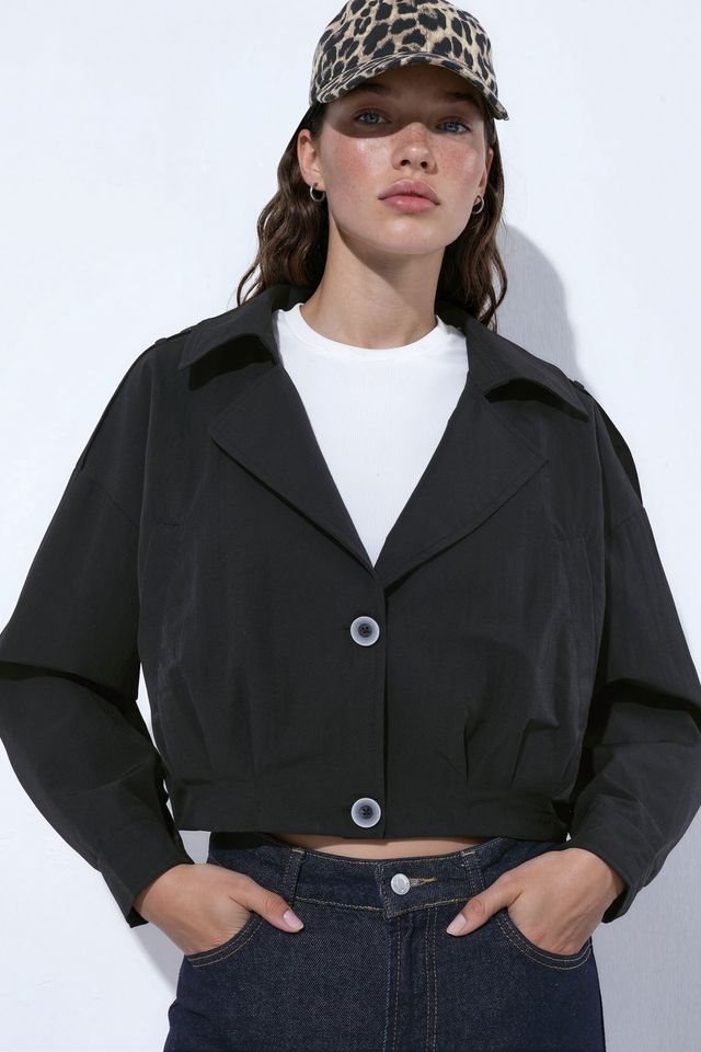 Buttoned Short Trench Coat with Pockets