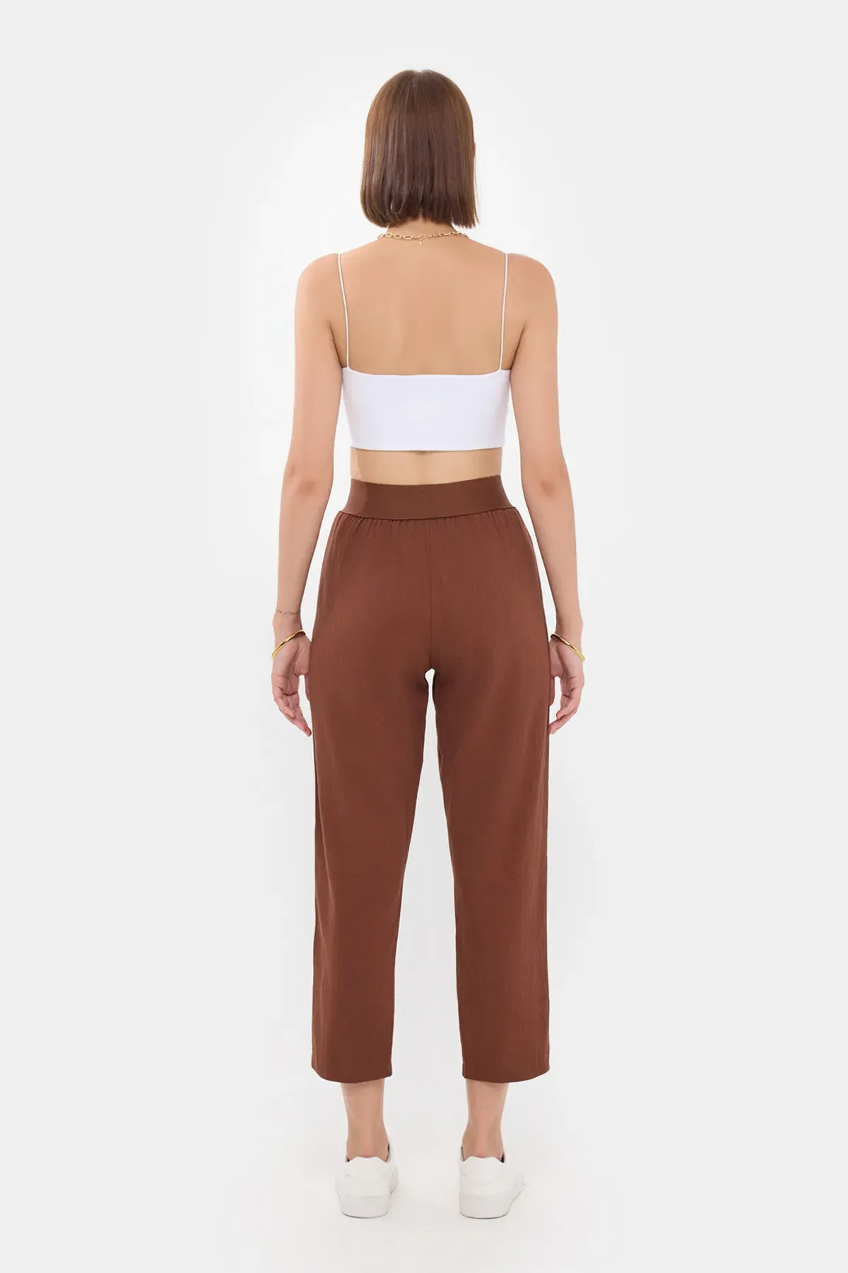 High-Waist Carrot Trousers 4