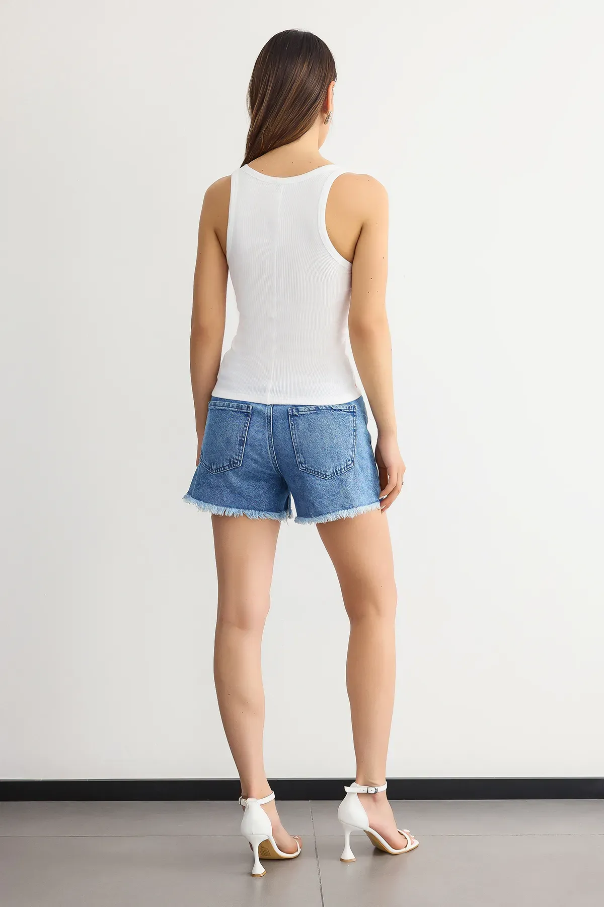 Embroidered Sleeveless Cami Top 4