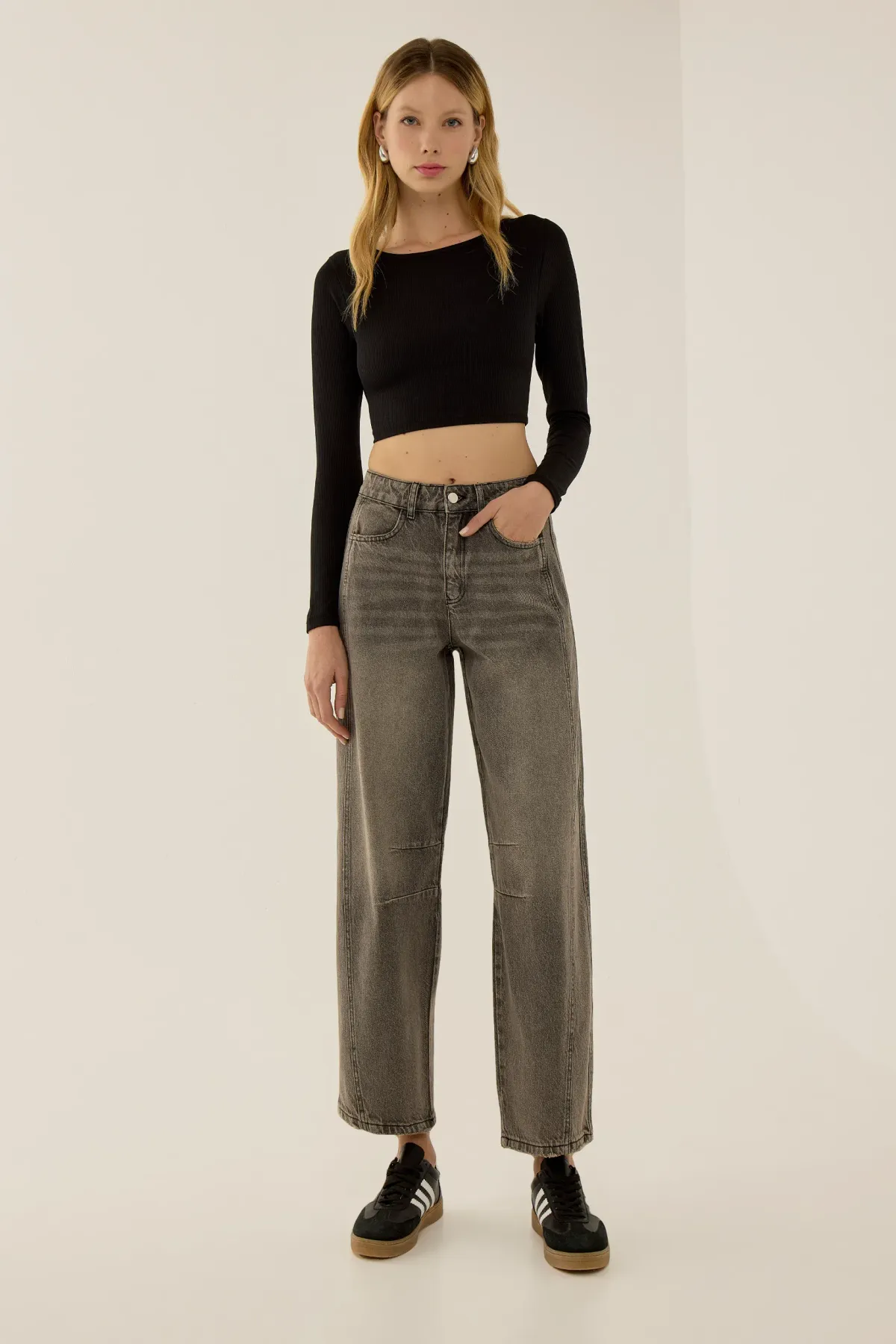 High Waist Balloon Fit Jeans 1