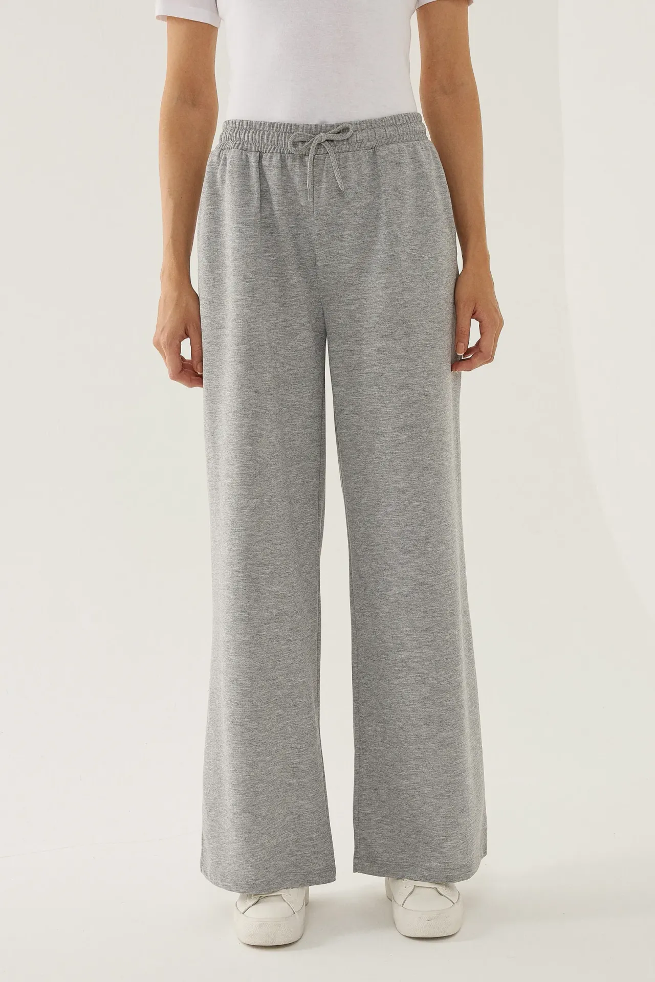 Elastic Waist Wide Leg Sweatpants