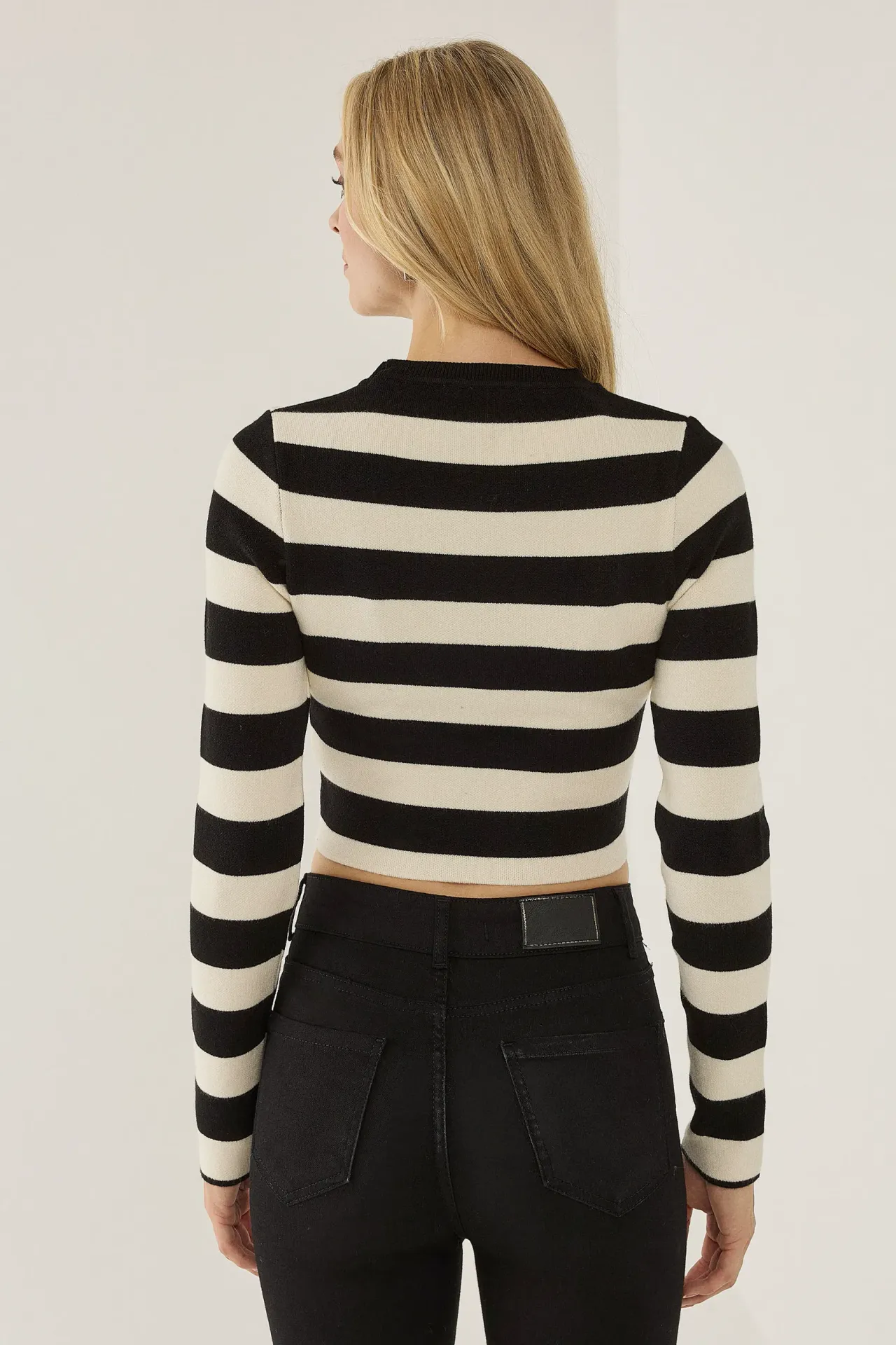 Striped Crew Neck Knit Top