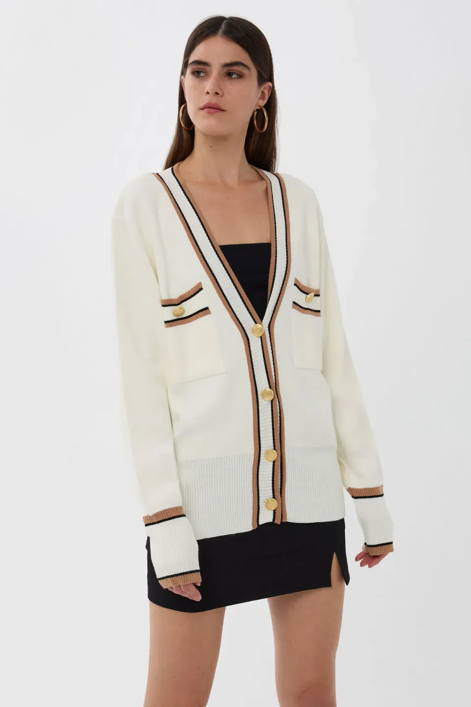 Buttoned Relaxed Knit Cardigan