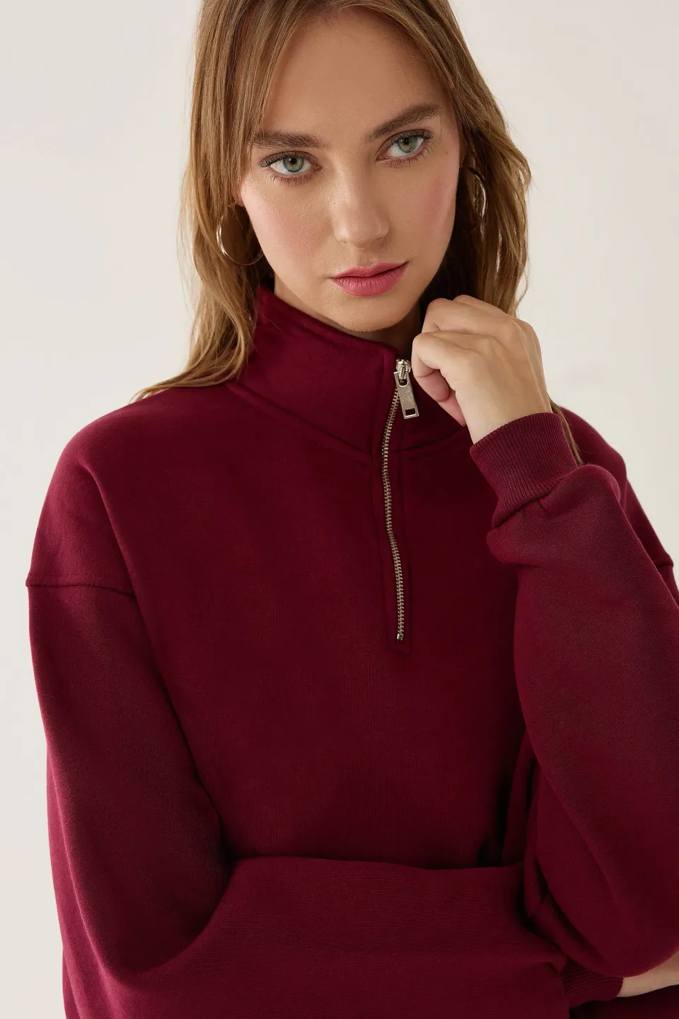 Relaxed Fit Zipper Collar Sweatshirt