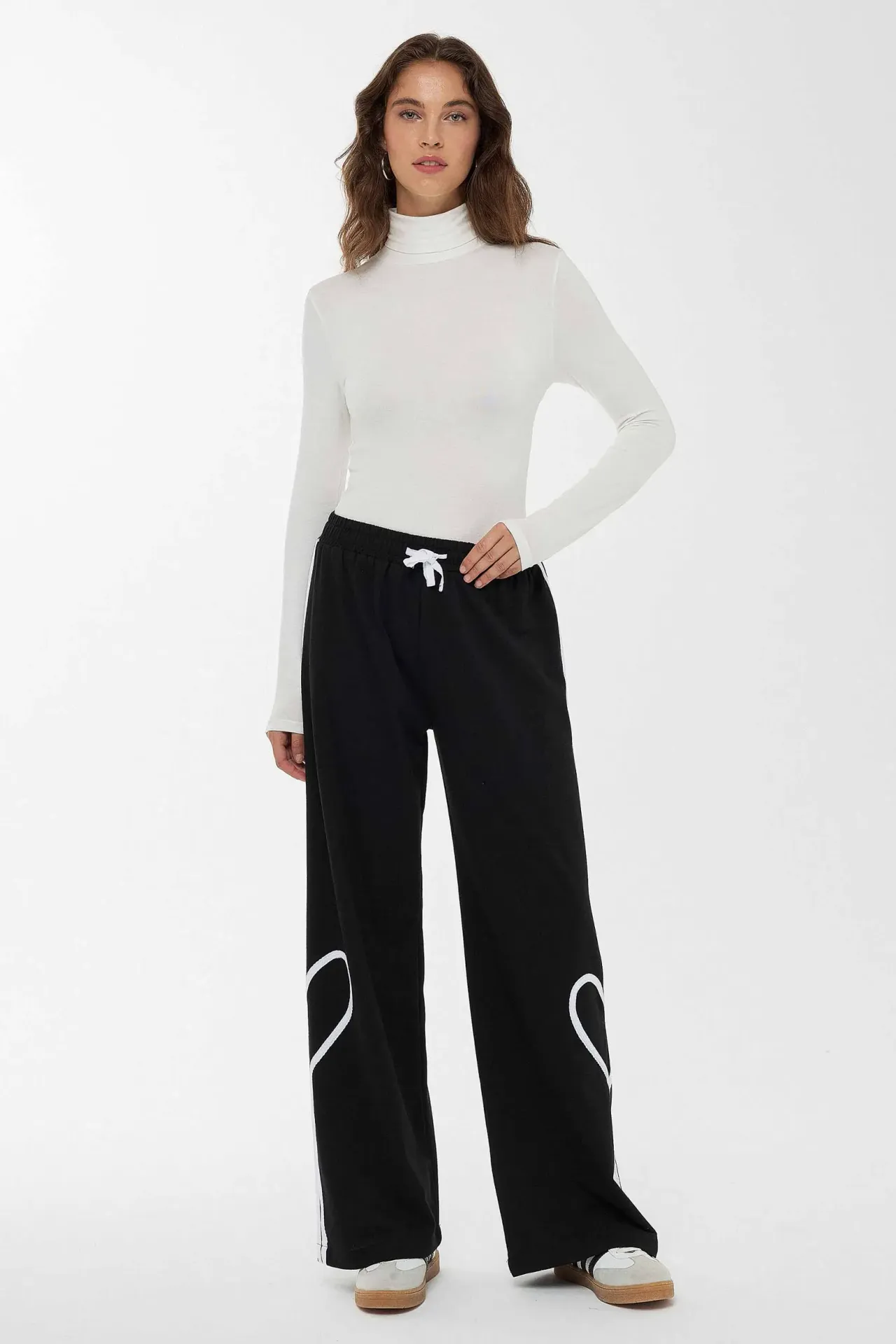Heart Detailed Pants
