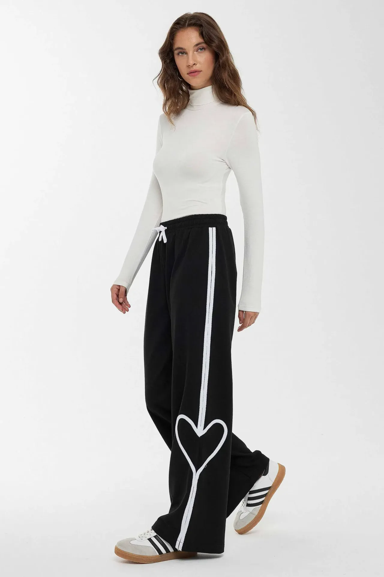 Heart Detailed Pants