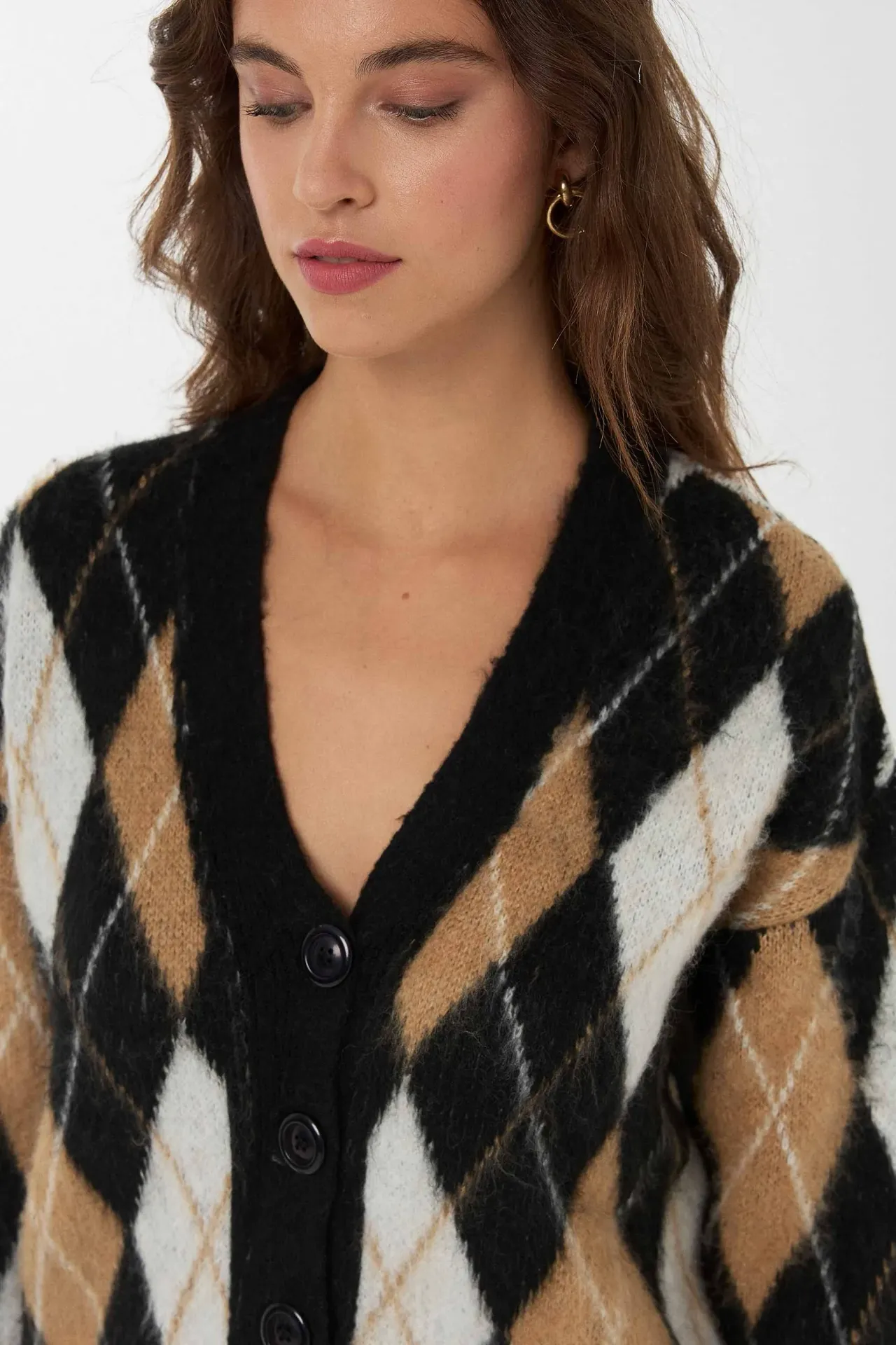 Relaxed Fit V-Neck Diamond Pattern Cardigan