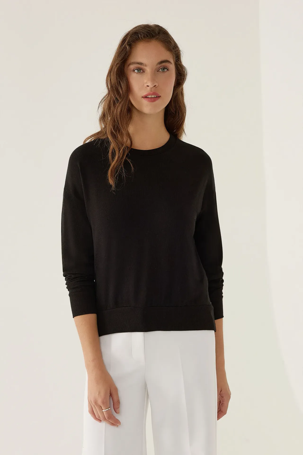 Regular Fit Long Sleeve Crew Neck Blouse