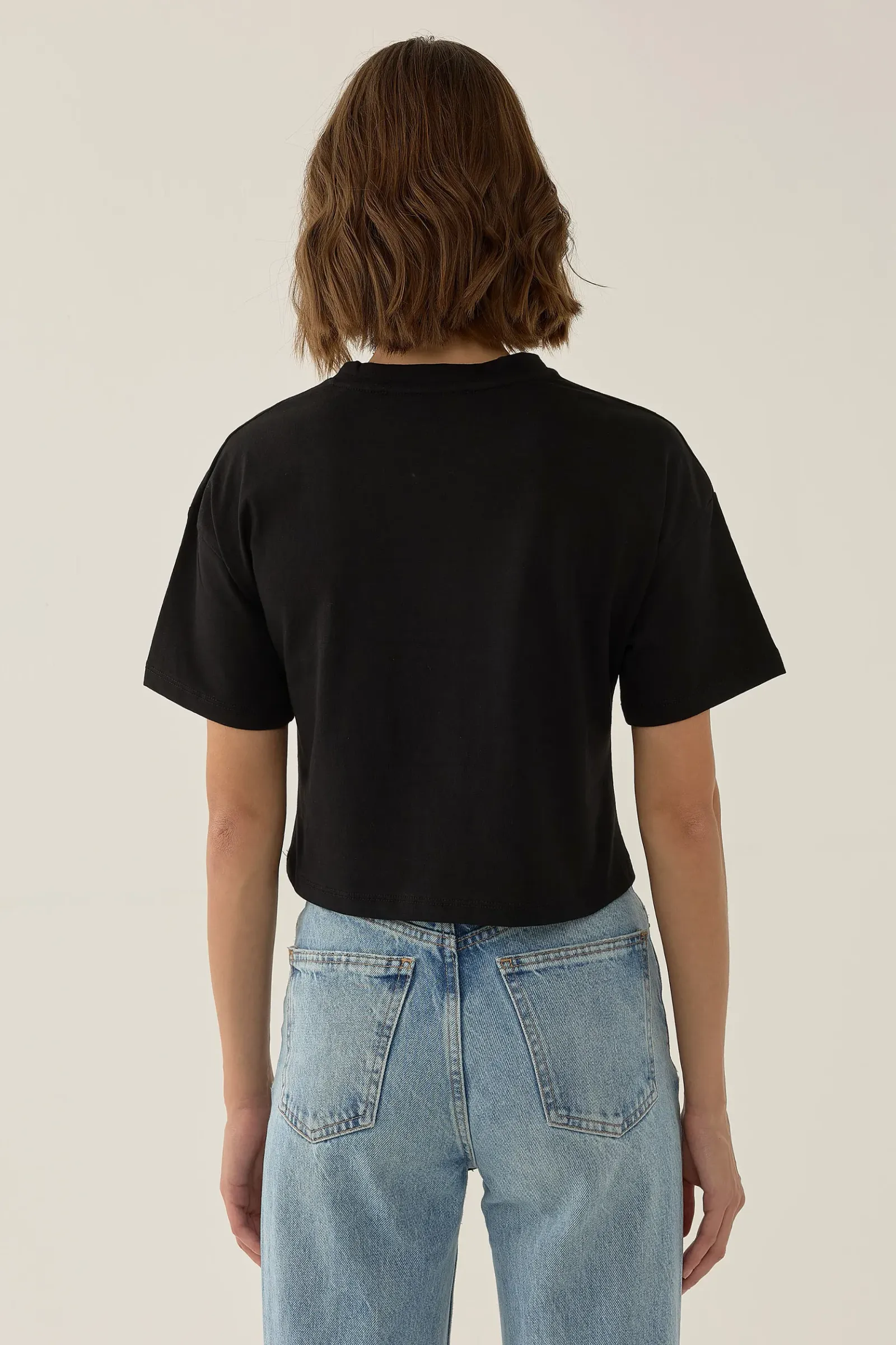 Basic Crew Neck Crop T-Shirt 7