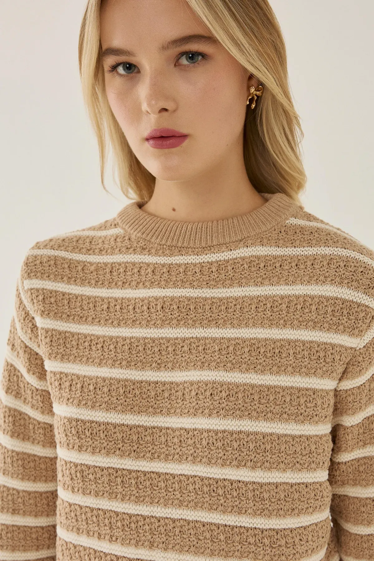 Striped Knitted Sweater 2