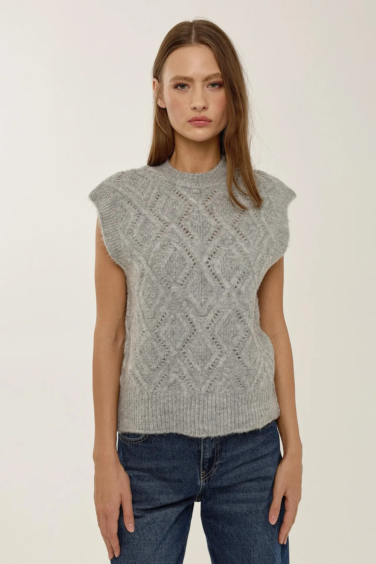 Fitted Knit Sweater Vest