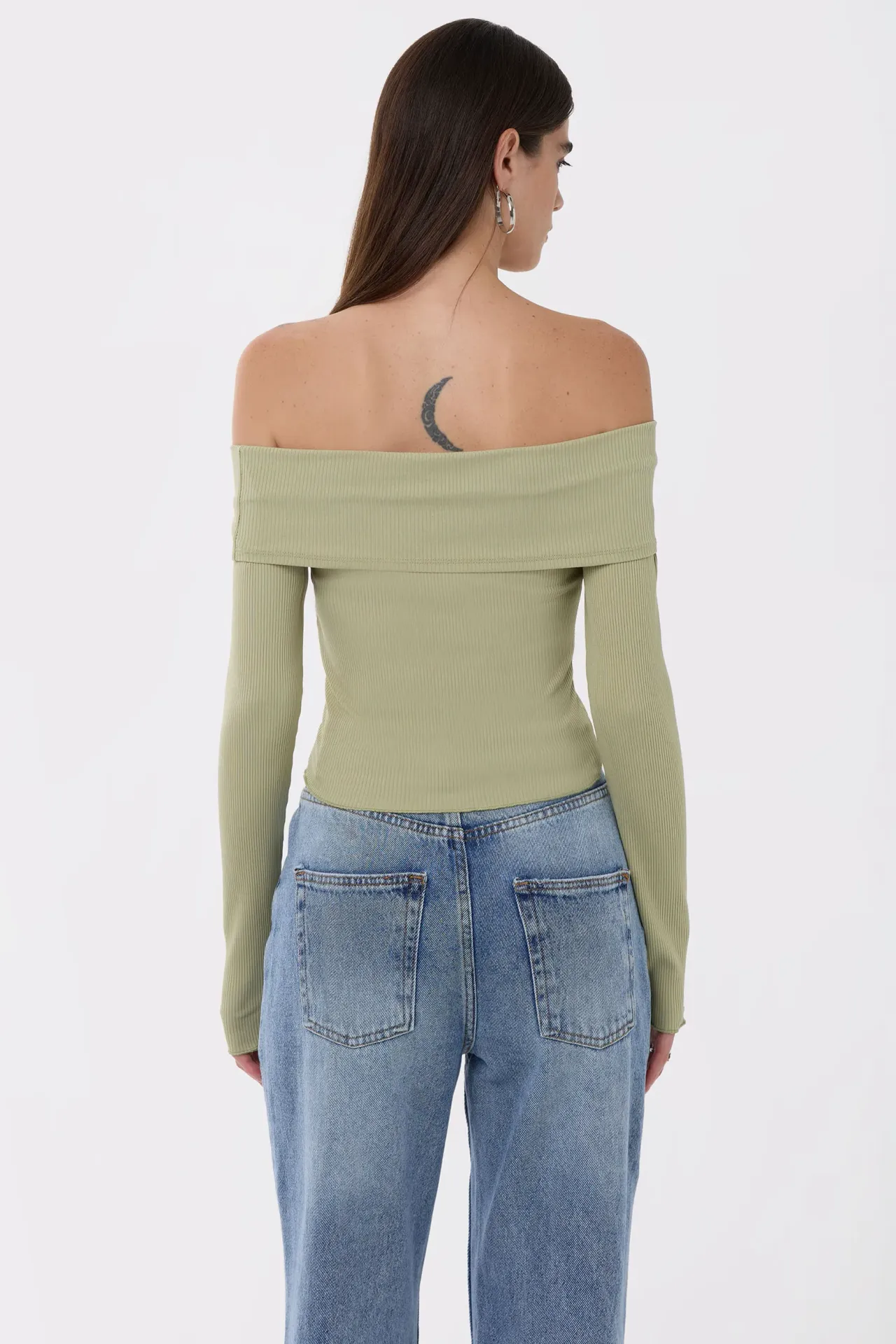 Off Shoulder Madonna Collar Top