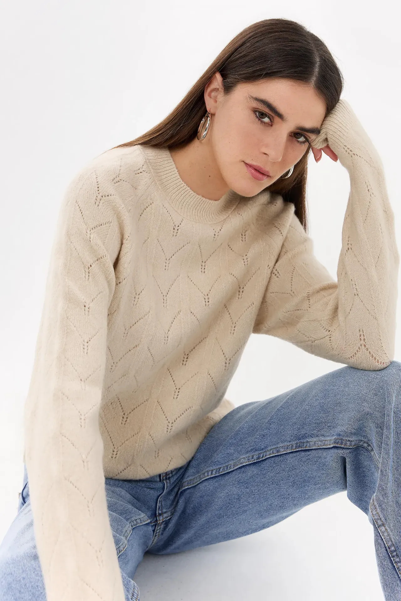 Round Neck Solid Sweater