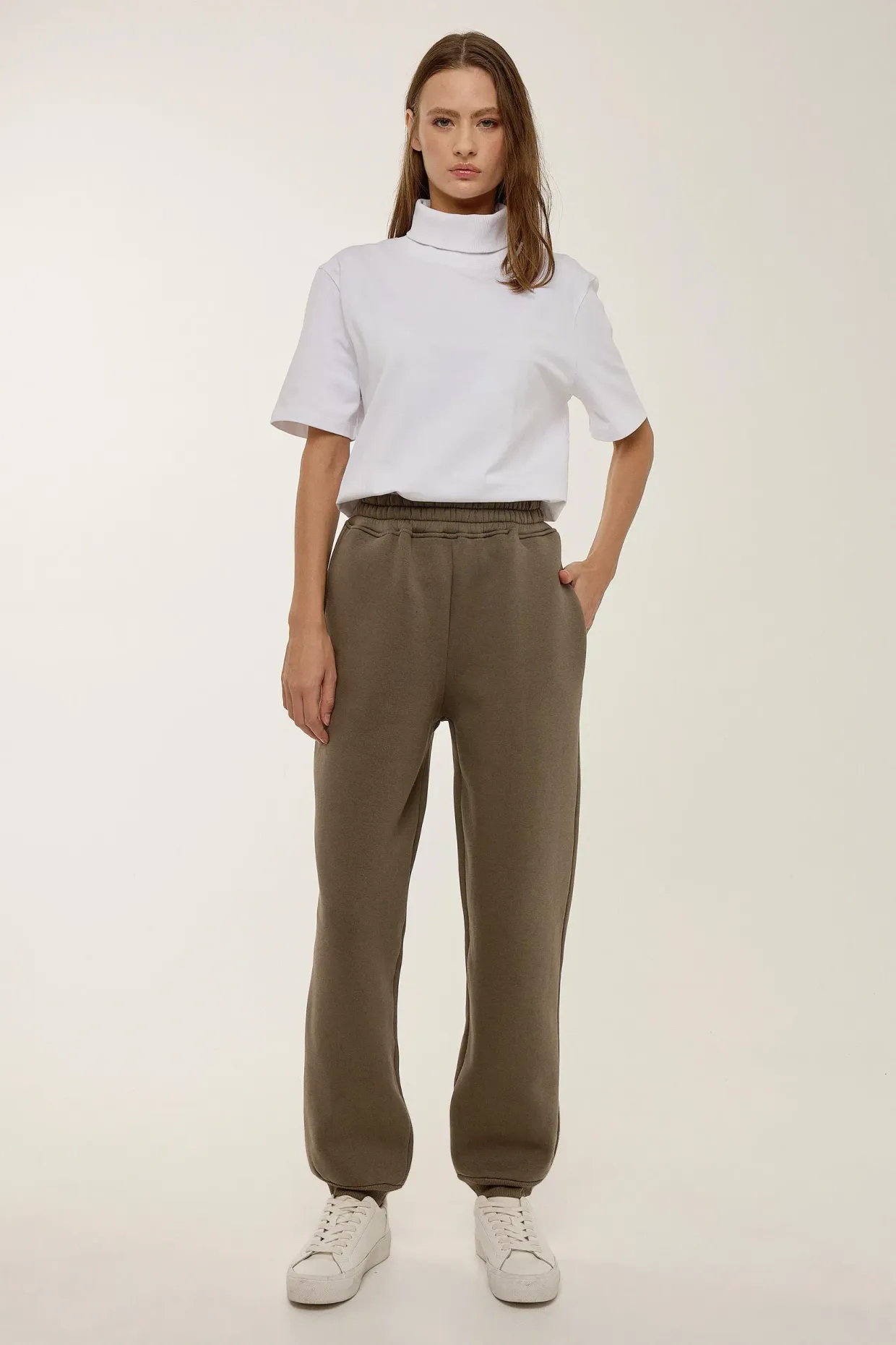 Basic Elastic Waist Sweatpants 1